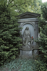 Auf dem Stadtfriedhof Engesohde in Hannover
