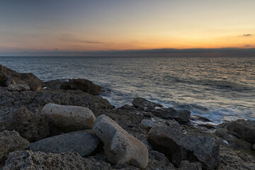 observing the sea at sunset and breathing the air helps you feel good with your body and mind