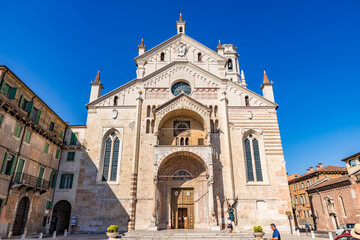 Fototapeta na wymiar Verona Cathedral (Italian: Cattedrale Santa Maria Matricolare; Duomo di Verona) in Verona, Italy