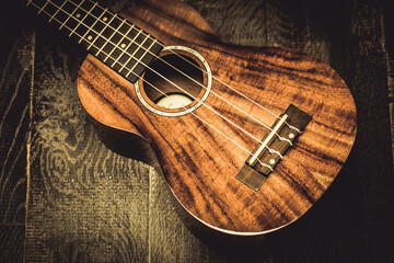 アンティークなウクレレ