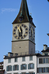 Fototapeta na wymiar Church saint peter at the old town of Zurich, Switzerland.