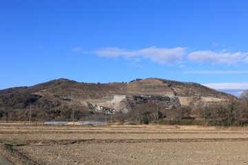 山の採石場