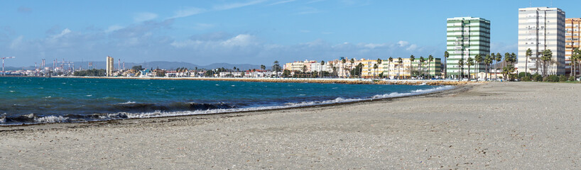 Fototapeta na wymiar panorama view of La Linea de la Concepcion and the Playa de Poniente beach