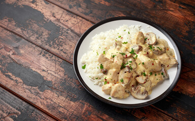 Creamy Chicken and mushroom with white rice