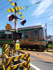 踏切と電車