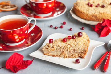 Italian crumbled apple Sbriciolata  pie