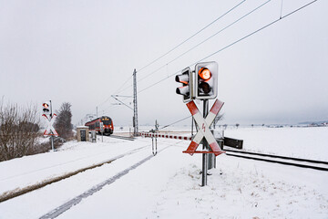 Bahnübergang, Schranke, Zug, Eisenbahn