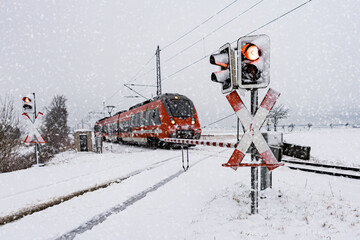 Bahnübergang, Schranke, Zug, Eisenbahn