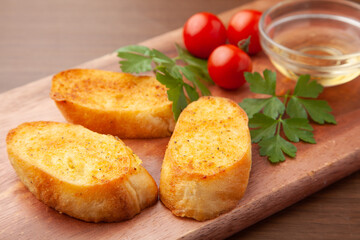 ガーリックトースト