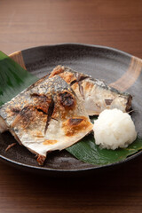 鯖の塩焼き