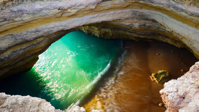 Benagil cave from above , Algarve , Portugal © Nico Vigouroux