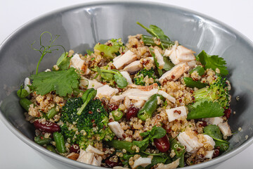 Dietary Salad with bean, chicken and kinoa