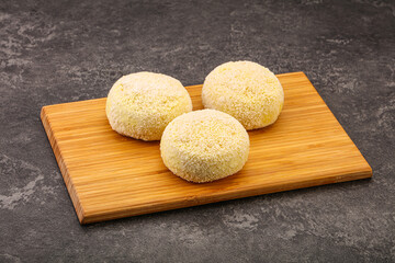 Raw potato zrazy for cooking