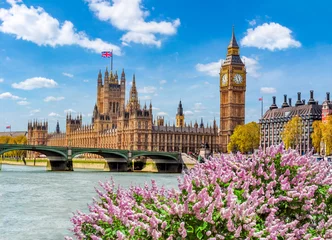 Gardinen Big Ben Tower und Houses of Parliament im Frühjahr, London, UK © Mistervlad