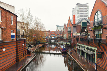 Fototapeta na wymiar Birmingham is located in center of West Midlands region England on Birmingham Plateau. It is one United Kingdom's major cities, considered social, cultural, financial center of East and West Midlands.