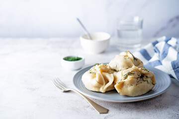 Steamed manta rays with meat sprinkled with dill in a plate