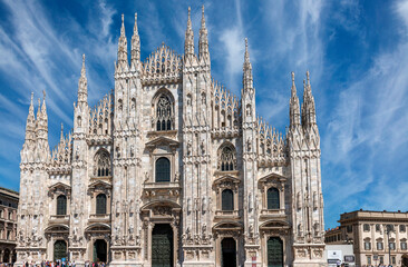 Fototapeta na wymiar A shot of the Duomo di Milano in Milan, Italy