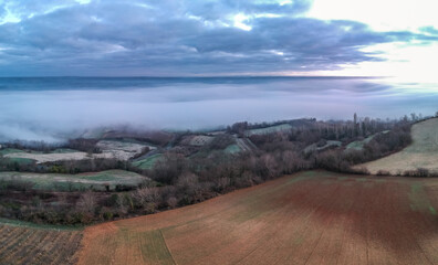 Ayen (Corrèze, France) - Vue panoramique aérienne du lever de soleil depuis le Puy d'Ayen

