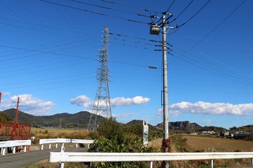Obraz premium 田舎 秋空 風景 鉄塔