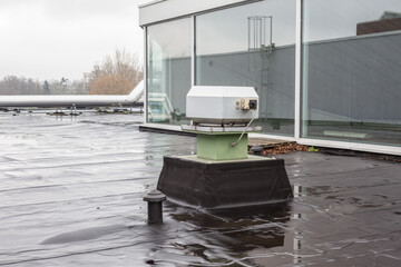 cooling on a flat roof