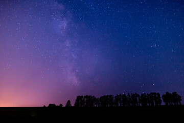 星空とマイルドセブンの丘
