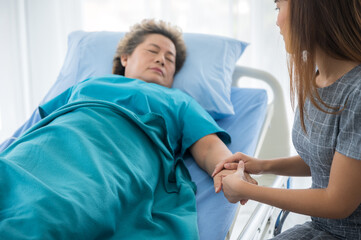 Fototapeta premium daughter visit disease woman patient in hospital, family health care and medicine concept