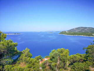 Obraz premium Koratien glasklares Wasser in Dalmatien