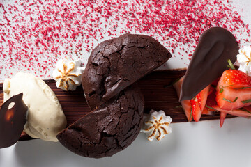 Chocolate brownie with strawberries
