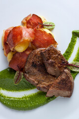 Grilled liver with spinach and bacon potatoes