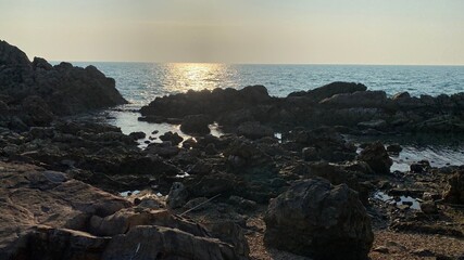 Obraz premium Mountain, rock and sea views, beautiful sunset moments in Thailand