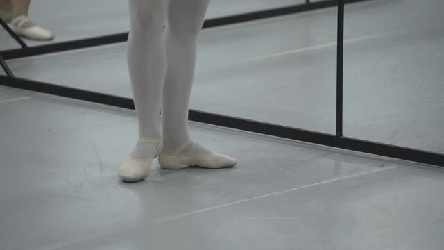 Ensayo pies bailarina de Danza Cl&aacute;sica 