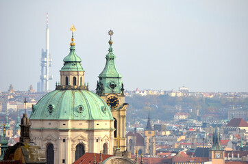 Fototapeta na wymiar Skyline de la vielle de Prague en République Tchèque 
