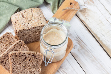 Flour starter for making natural fermented bread from spelt flour.