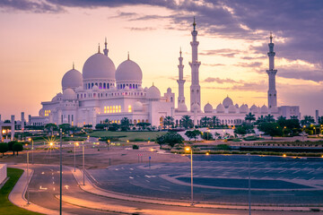 sheikh zayed grand mosque in abu dhabi, united arab emirates. one of the beautiful and famous...