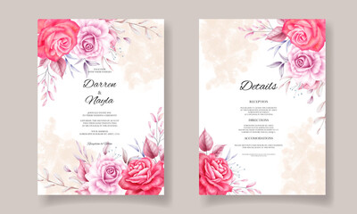 Fototapeta na wymiar Beautiful wedding invitation card with floral design