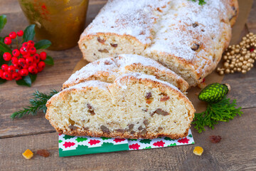 Quarkstollen	