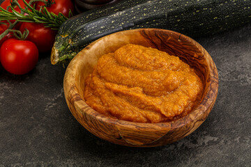 Vegetarian cuisine - Zucchini puree with herbs