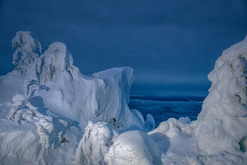 The kingdom of cold on the white rocks of Polyud.