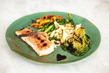 grilled salmon with rice