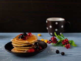 pancakes with berries
