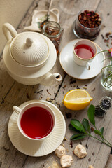 Obraz na płótnie Canvas Cup of red tea on table