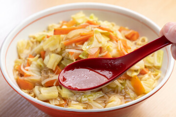野菜たっぷりラーメン
