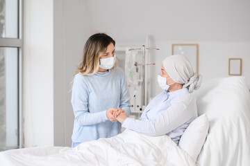 Fototapeta premium Daughter visiting her mother in clinic