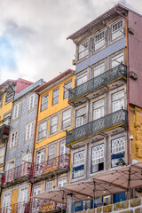 Obraz premium Houses on the street of Porto, Portugal