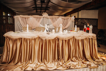 Festive decor in the restaurant 