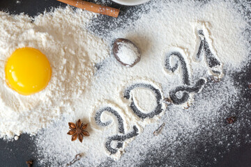 2021 and everything for baking or desserts, all the ingredients and spices are for the home baker: honey, milk, eggs, sahor, flour, cinnamon, star anise.
