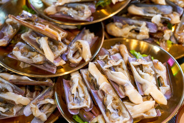 Fresh hot pot dishes, fresh snails, razor clams
