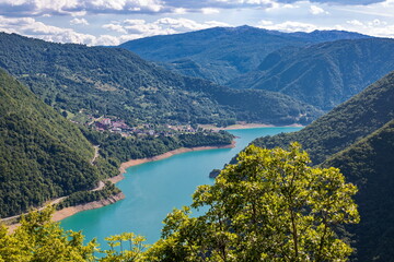 Obraz na płótnie Canvas The famous Piva Canyon with its fantastic reservoir. National park Montenegro.Scenic image of popular travel destination. Discover the beauty of earth.