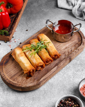 popato rolls  with vegetables and microgreen