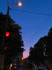 traffic light at night